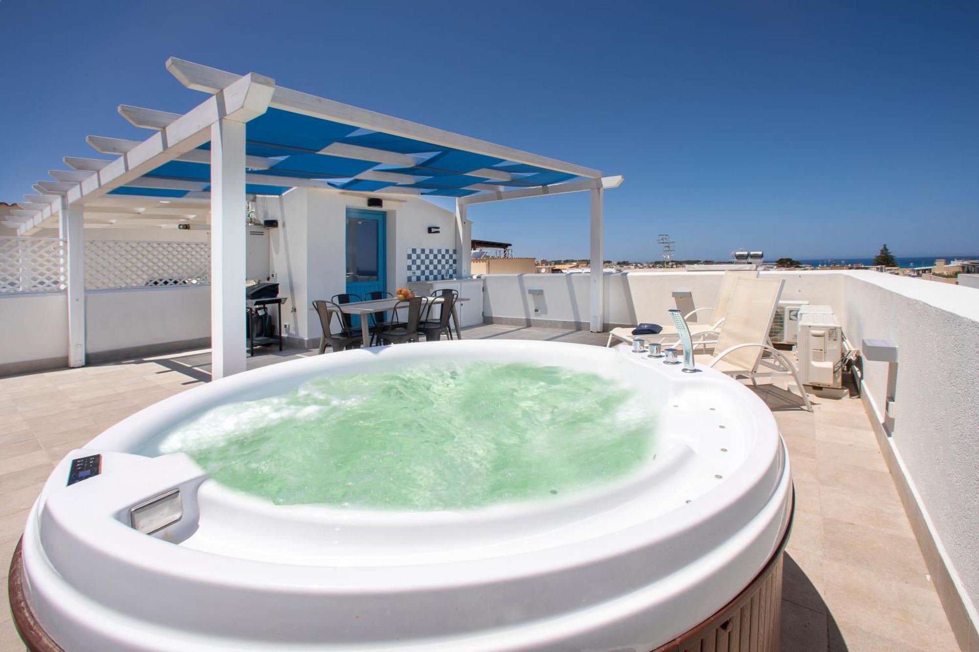 Itaca E Medea - Appartamenti Con Idromassaggio In Terrazza San Vito Lo Capo Exteriér fotografie